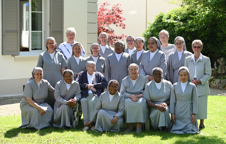 Clip vidéo des Soeurs de Saint Paul de Chartres